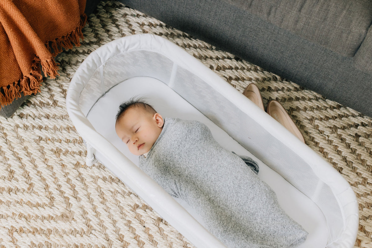 Lit bébé portable pliable avec filet – Gris bois flotté - Le Coin Bébé