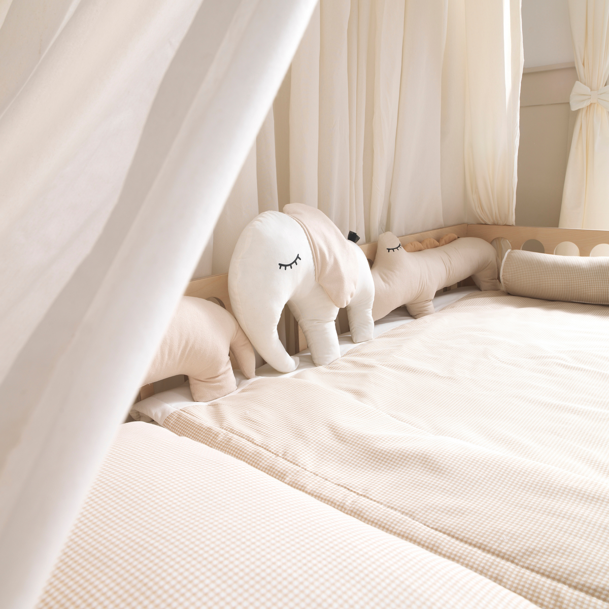 White Montessori Bedding Canopy and Sleep Set