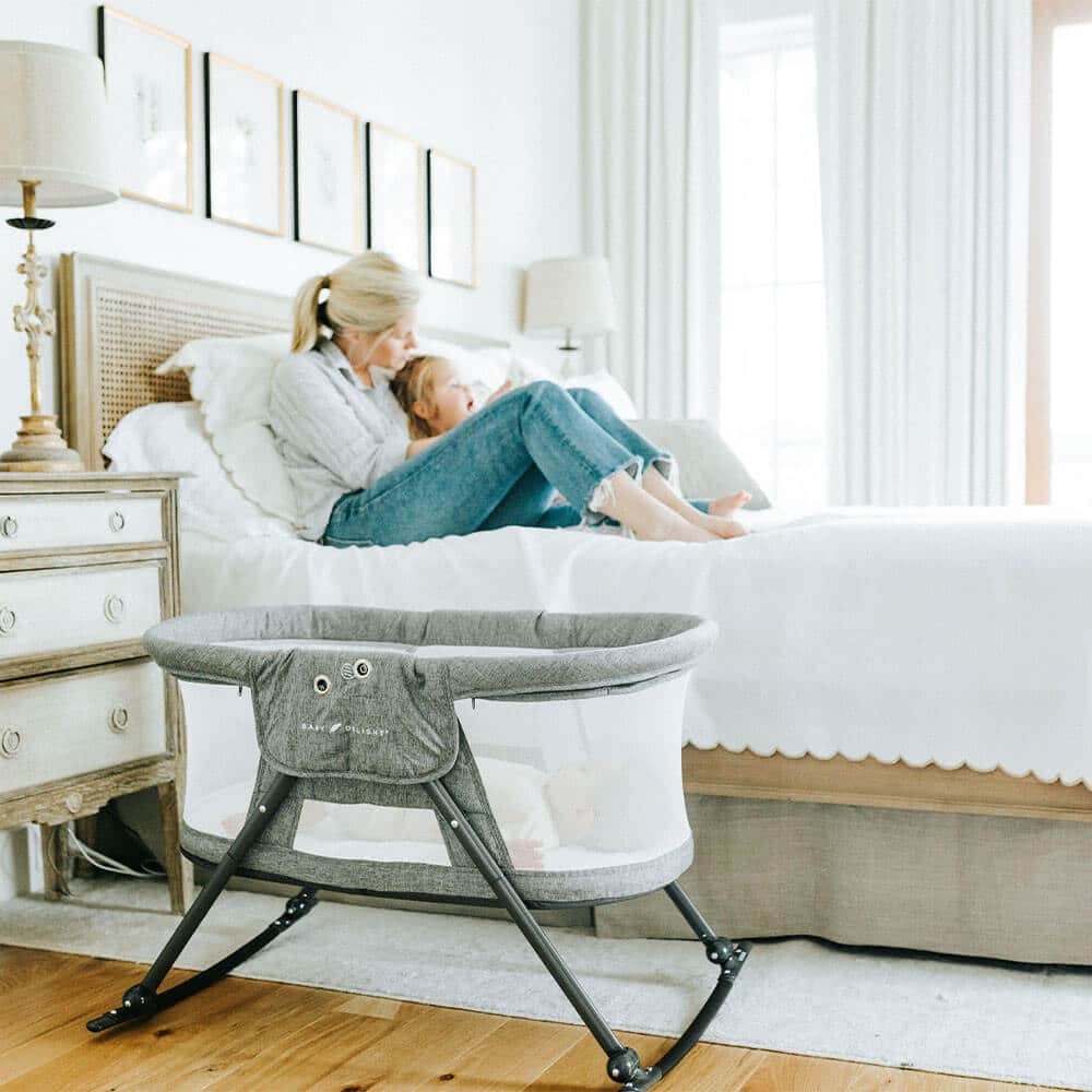 Lit bébé portable à bascule avec moustiquaire - Le Coin Bébé